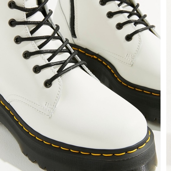 Dr. Martens Jadon Platform boots LAST 2 DAYS - Picture 6 of 10